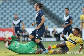 开云体育在线-紧张拼搏的对攻战，胜利关键在于谁抢得先机？()